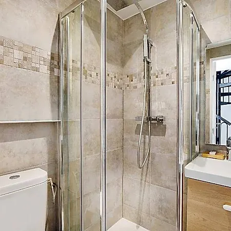Hotel Charming Duplex - 1br/2p - Kremlin-bicetre