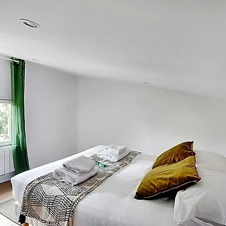 Charming Duplex - 1br/2p - Kremlin-bicetre Hotel 3*
